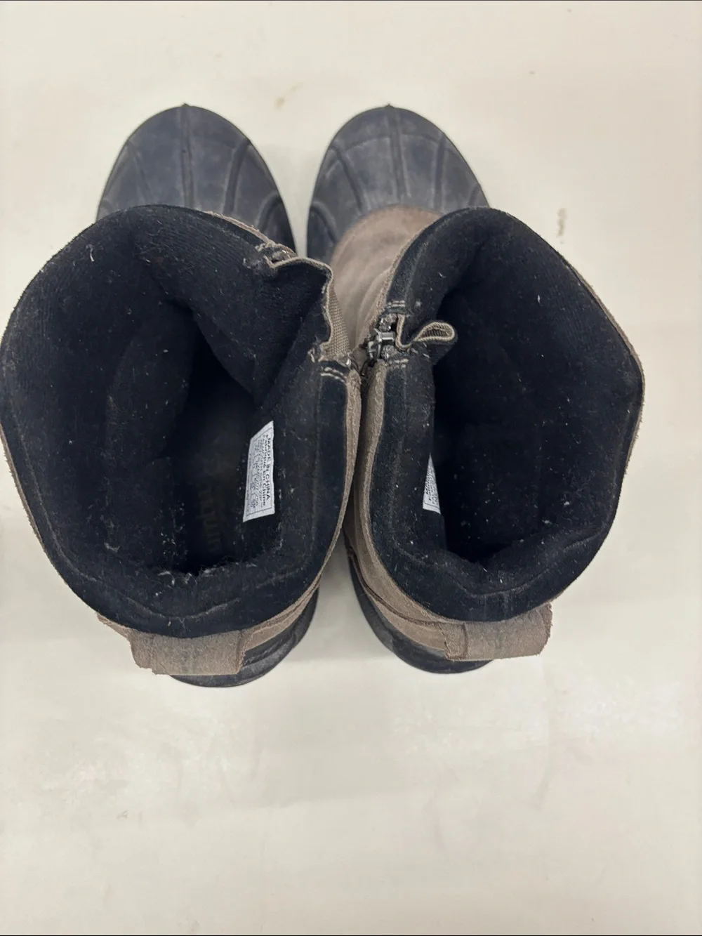 Columbia Men's Brown and Black Waterproof Snow Boots